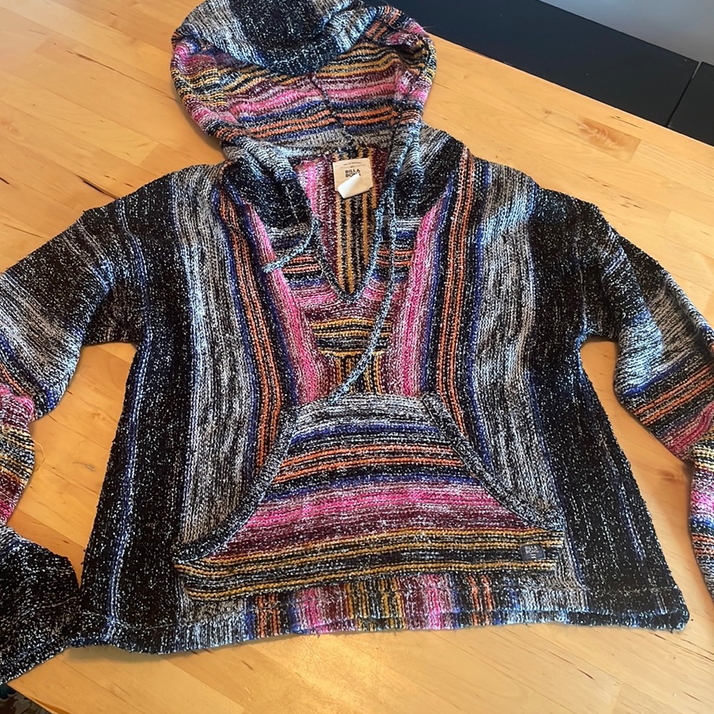 Billabong sweater